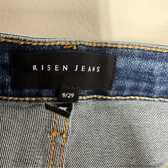 RISEN JEANS WOMENS WASHED NWT SIZE 9/29 cropped - Picture 6 of 11